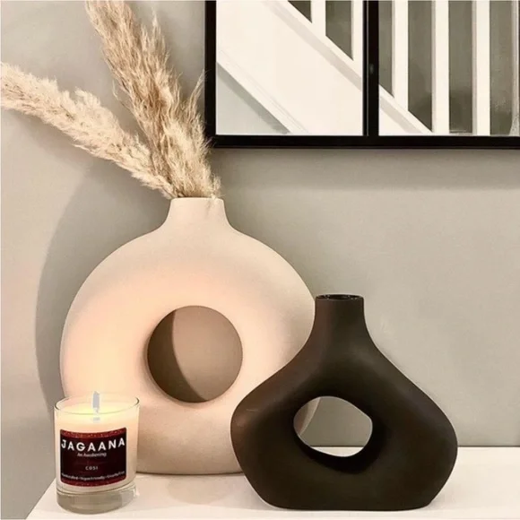 H&M Home Stoneware Modern Irregular Black Ceramic Vase Decor - Picture 3 of 10